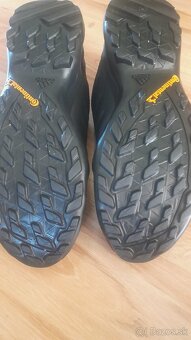 Predám Adidas Terrex č. 44 - 4