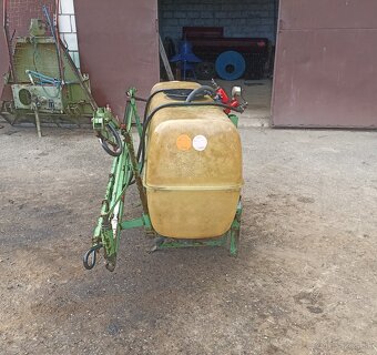 Postrekovač Holder 400L - 4