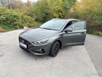 Hyundai i30 CW 1.5 DPI 13 900 km - 4