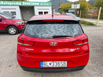 HYUNDAI i30 1,6 CRDi r.v. 2018 - 4