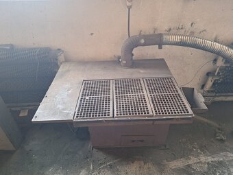 Odsávací zvárací/brúsny stôl s ventiláciou - 4