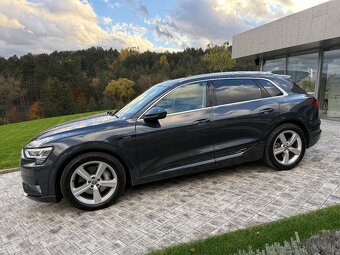 2020 Audi E tron 50 - 4