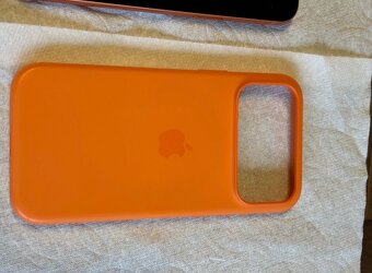 Apple iPhone 17 Pro Max 1TB – oranžový - 4
