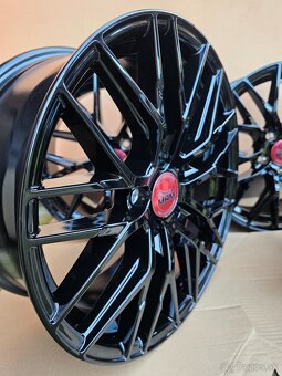 ALU DISKY MAM RS4 R17 5X112 - 4