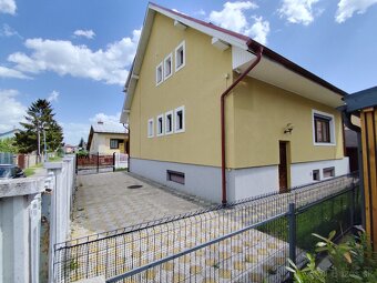 Dvojgeneračný rodinný dom na predaj - 4