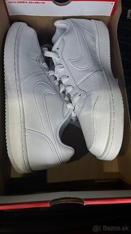 Nike tenisky originál predám - 4