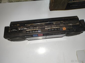 Retro rádiomagnetofón - 4