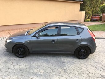 HYUNDAI I30 1.4 i 16V CVVT Benzin - 4