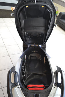 Honda Forza NSS125 - 4