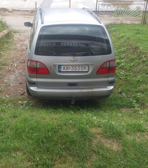 Ford Galaxy - 4