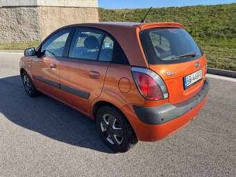 KIA RIO 1.4 benzin naj.119.tis.km - 4