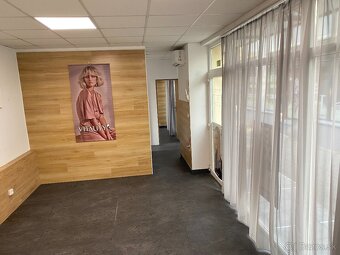 Priestor pre obchod, služby Prievidza centrum - 4