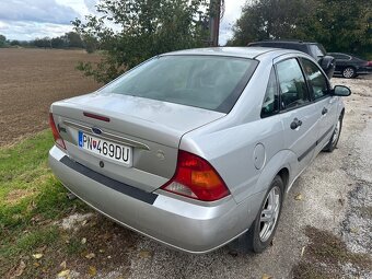 Ford Focus 1.6 benzin - 4