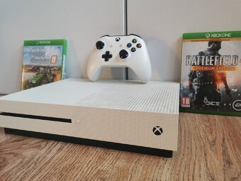 Xbox One S - 4