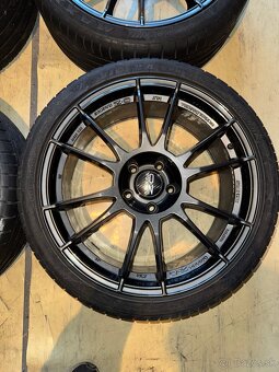 OZ ultraleggera 5x120 245/35 R19 - 4