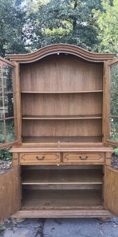 Rustikálna masivná vitrína - 4