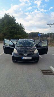 Toyota Aygo 1.0 benzín 2007 - 4