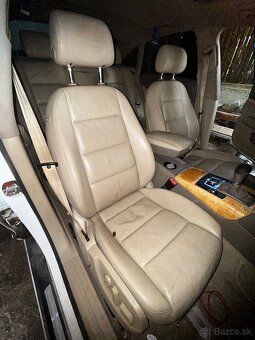 Rozpredam Audi A6 C6 3.2 FSI - 4