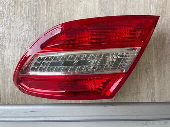 MERCEDES C W204 Sedan Zadné svetlá 204 820 026 - 4
