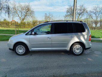 Predám Volkswagen Touran 7 MIESTNE - 4