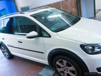 Volkswagen Touran Cross 2.0 TDi DSG 2013 - 4