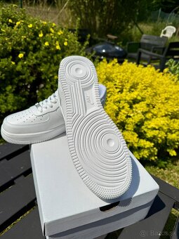 Nike Air Force 1 - 4