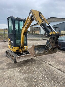 Minibager Komatsu Pc16r - 4