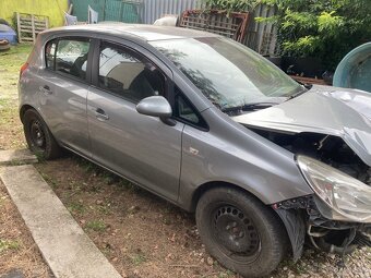 Opel Corsa 1.3 CDTI 55 KW R.V 2012 - 4