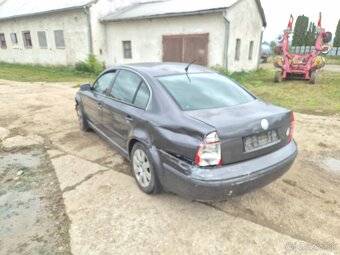 Rozpredam škodu superb 1.9tdi 96kw AWX - 4