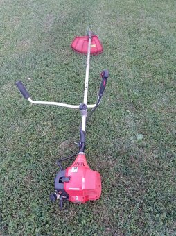 Predám krovinorez Hecht 145 - 4