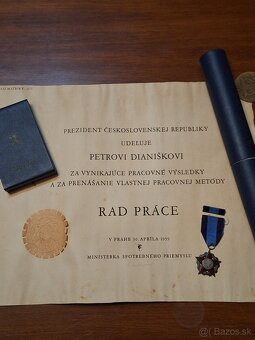 ŠTÁTNE VYZNAMENANIA ČSSR. KÚPIM  - 4