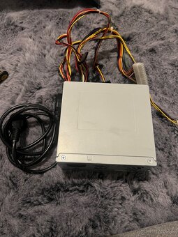 Predám zdroj do pc 200w - 4