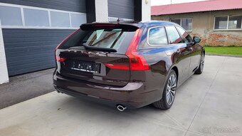 Volvo V90 T4 2.0L Momentum Pro A/T - 4