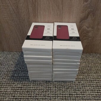 VÝPRODEJ iPhone X/XS. Zadní kryt fialový nový. 22ks - 4