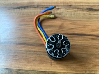 Motor Surpass Hobby 4282 2060KV - 4