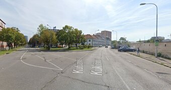 INVESTIČNÁ BUDOVA V ŠIRŠOM CENTRE MESTA NA PREDAJ - 4
