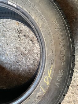 215/65 r16 Nokian - 4