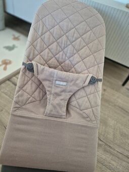 Hojdacie kreslo BabyBjorn s hrazdickou - 4