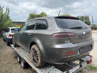Alfa Romeo 159 1.9 JTD - 4