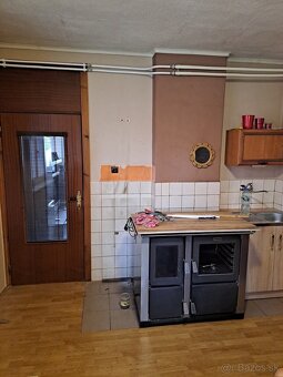 Teplovodný sporák na tuhé palivo / pec / kachle s výmenníkom - 4