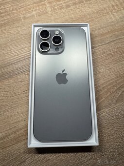 iPhone 15 Pro Max Natural Titanium, 256GB - 4