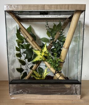 Zariadené terárium 40x30x50 - 4