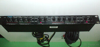 ALESIS 3630 Compressor - 4