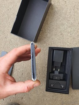 Samsung note 10 N970F - 4