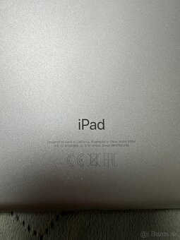 iPad 6. Generácie 9,7" 64gb Cellular - 4