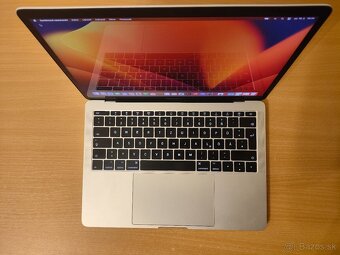 MacBook Pro 2017 | i5 • 16GB • 256GB SSD - 4