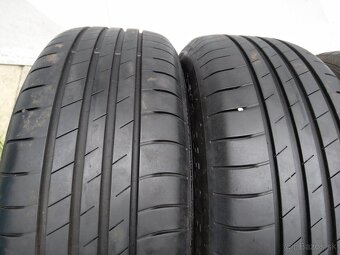 205/60R16 - 4