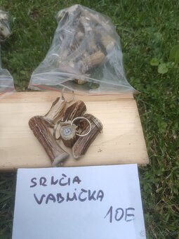 Predám srnčie vábničky a prívesky z parožia - 4