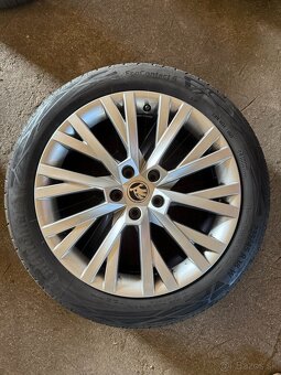 Škoda 5x112 r18 235/45 r18 - 4
