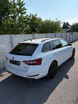 Škoda Superb III Kombi Sportline 2.0TSI 206kw DSG 4X4 - 4